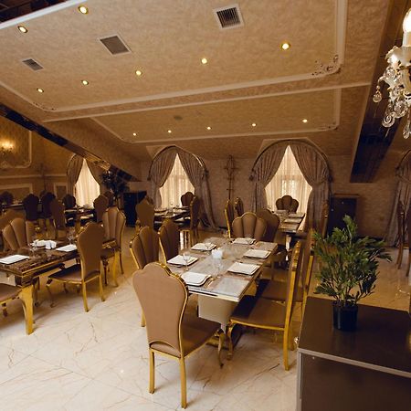 Baku Hotel 간자 외부 사진