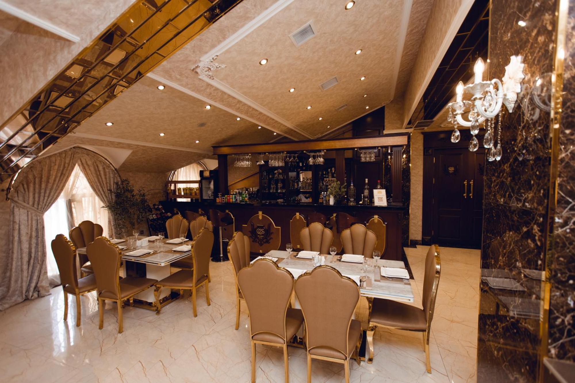 Baku Hotel 간자 외부 사진